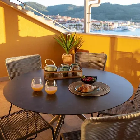 Apartmán Penthouse J&a