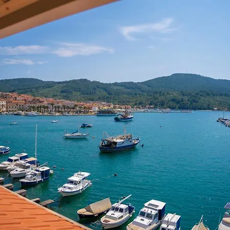 Penthouse J&a Vela Luka