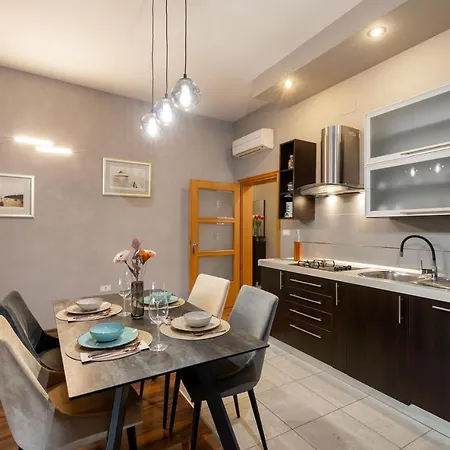 Penthouse J&a アパート *