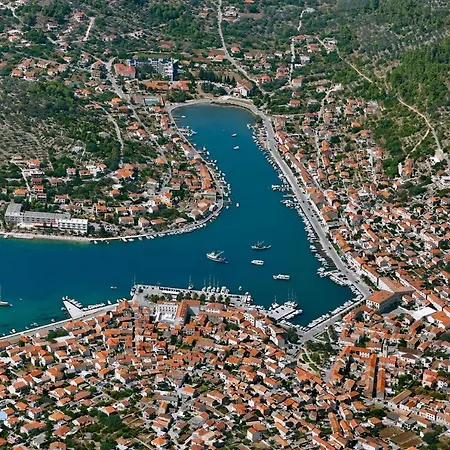 Penthouse J&a Vela Luka