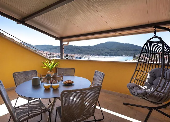 Penthouse J&a Vela Luka