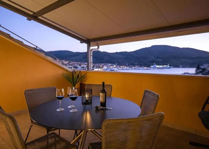 Penthouse J&a Διαμέρισμα