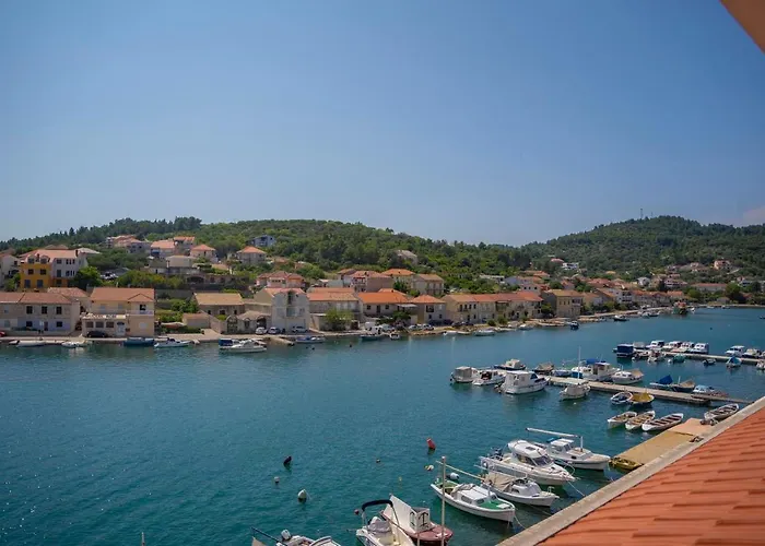 Penthouse J&a Vela Luka